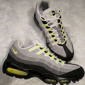 NIKE Airmax 95 'Neon'